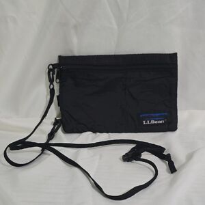 L.L. Bean Black Nylon Crossbody Hiking Outdoor Pouch Zipper